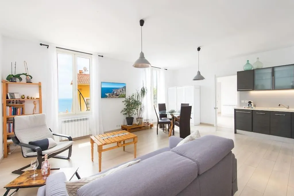 Appartement Les Lucioles à Beausoleil