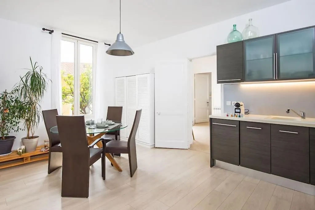 Appartement Les Lucioles à Beausoleil